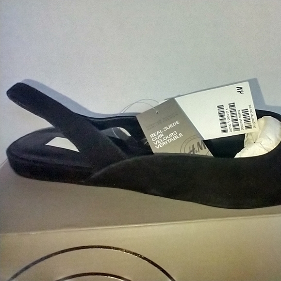 H&M New in Box genuine suede pointy toe flats - Picture 5 of 6